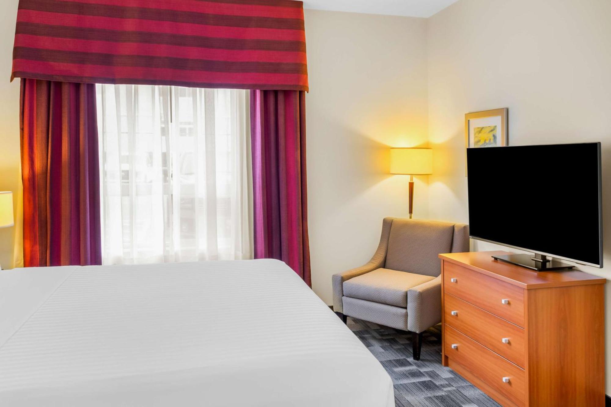 Best Western Thompson Bagian luar foto