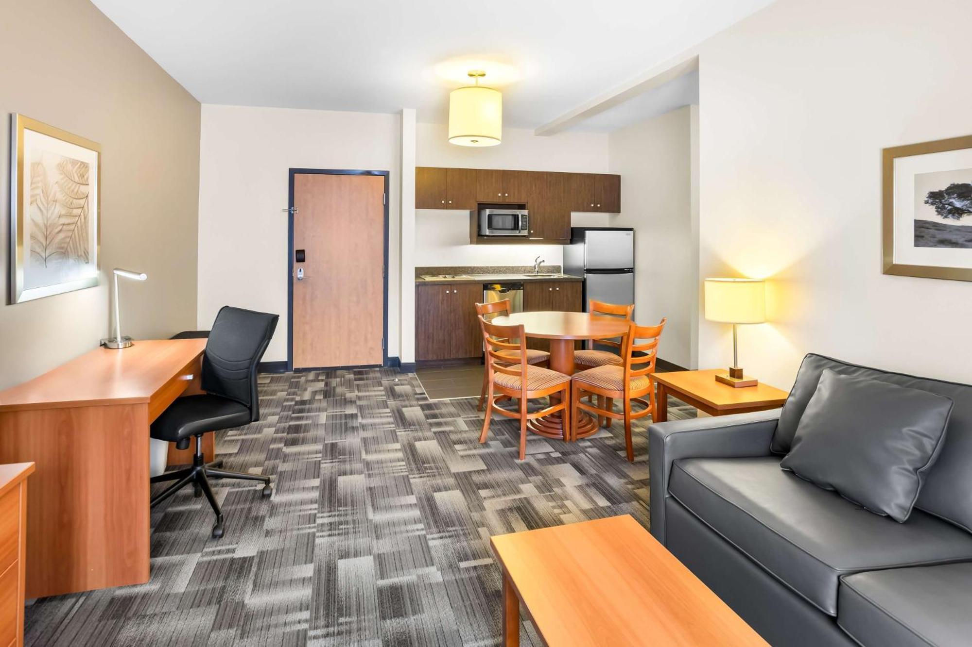 Best Western Thompson Bagian luar foto