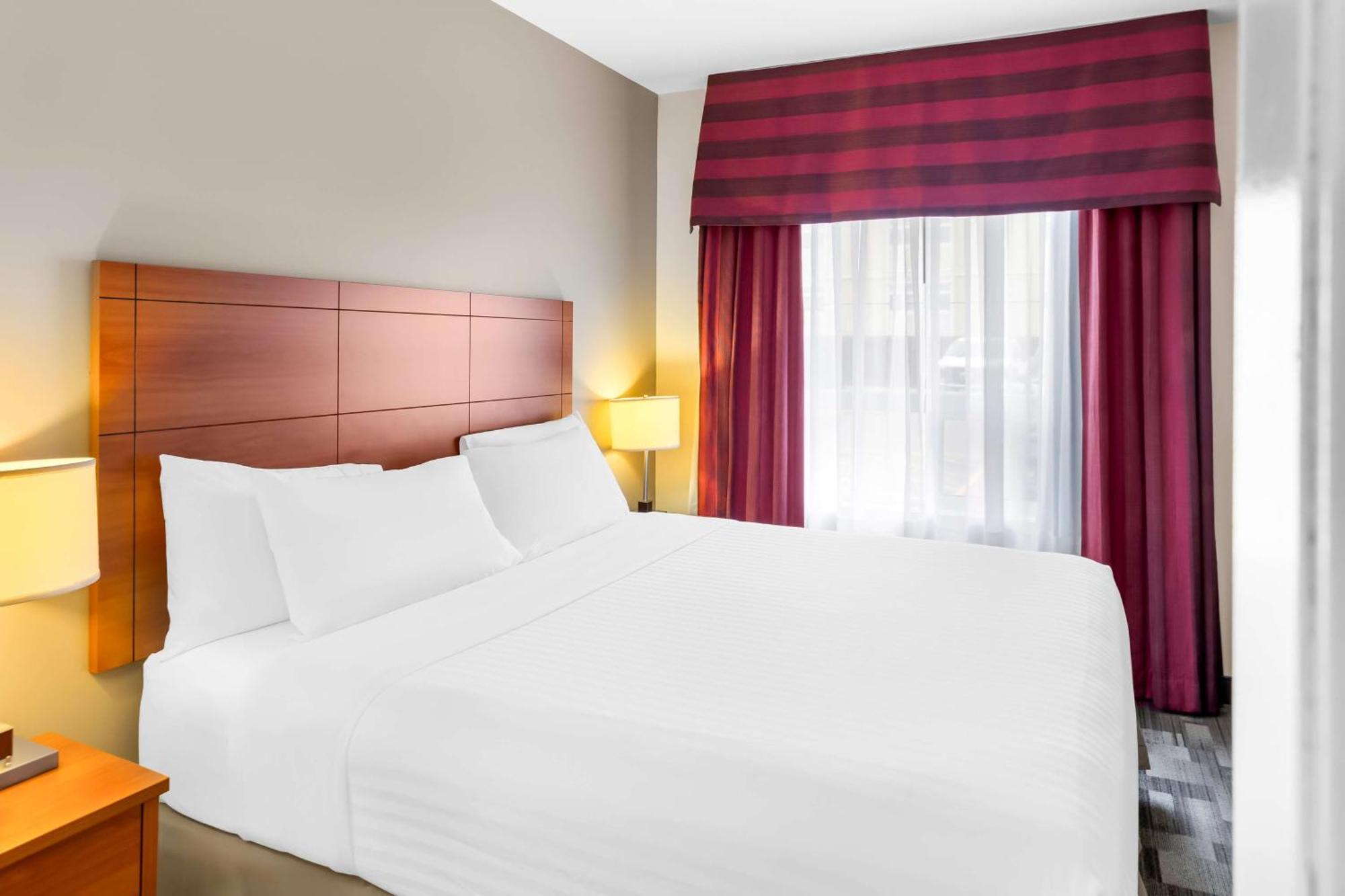 Best Western Thompson Bagian luar foto