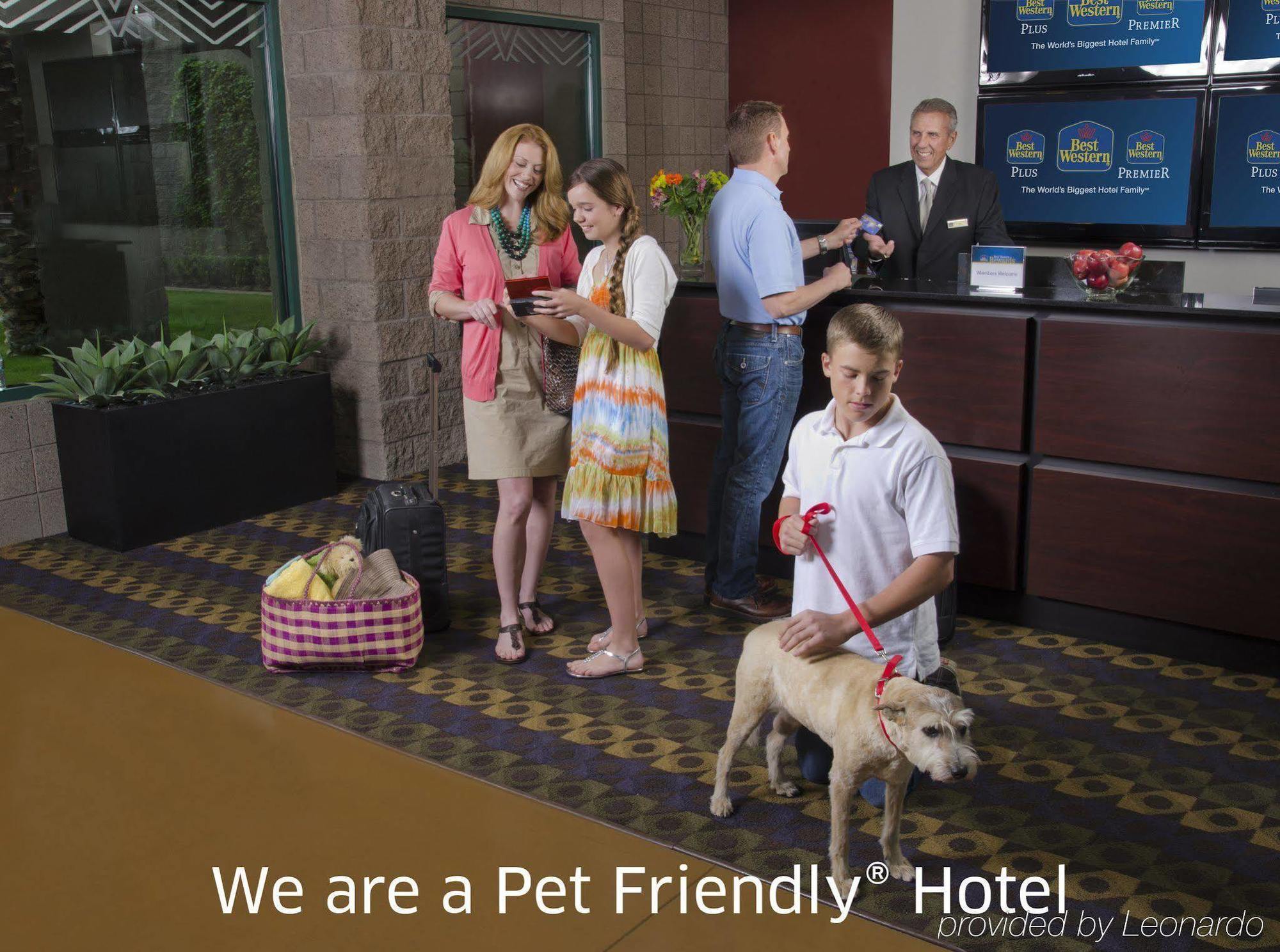 Best Western Thompson Bagian luar foto