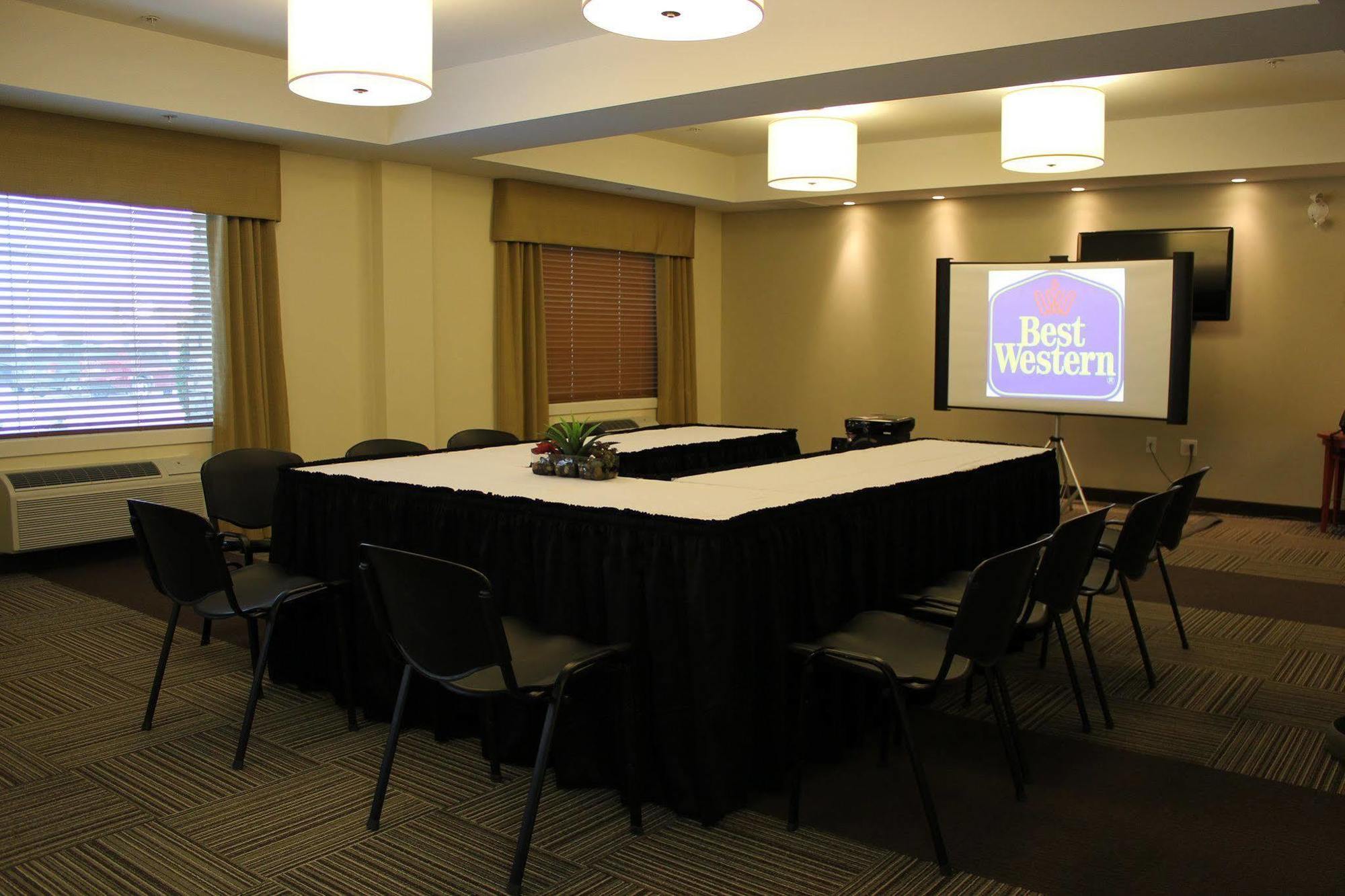 Best Western Thompson Bagian luar foto