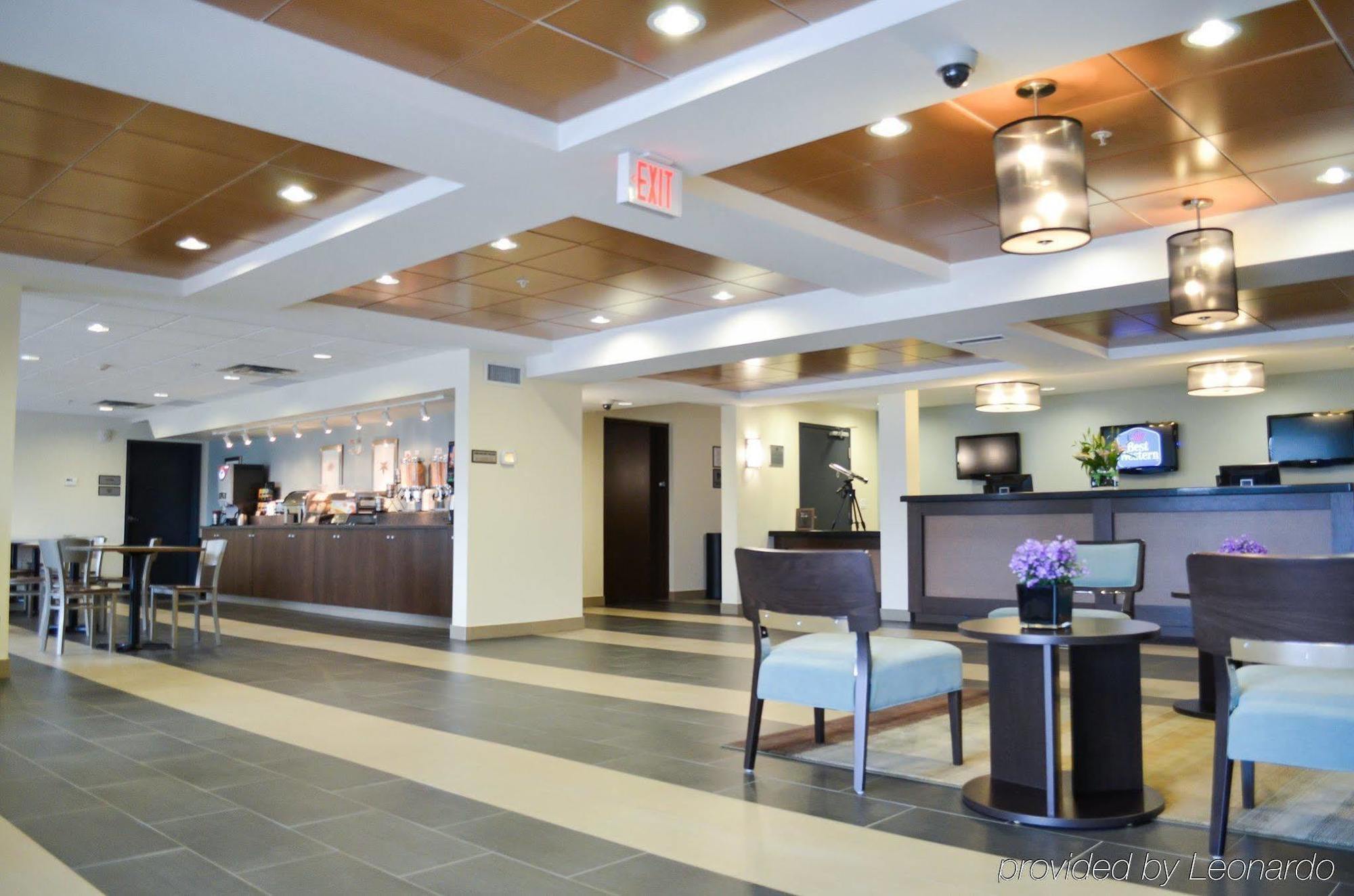 Best Western Thompson Bagian luar foto