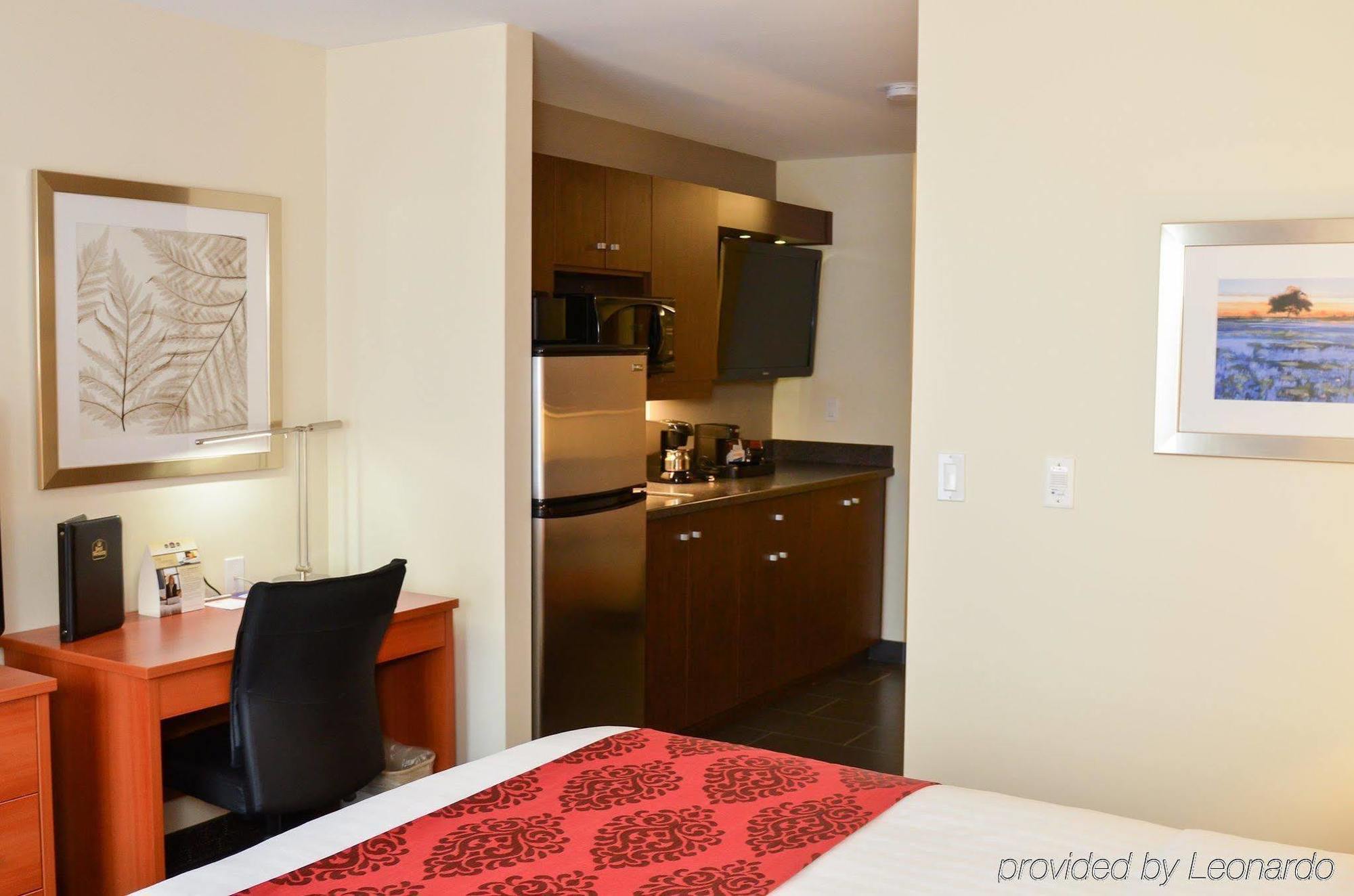 Best Western Thompson Bagian luar foto