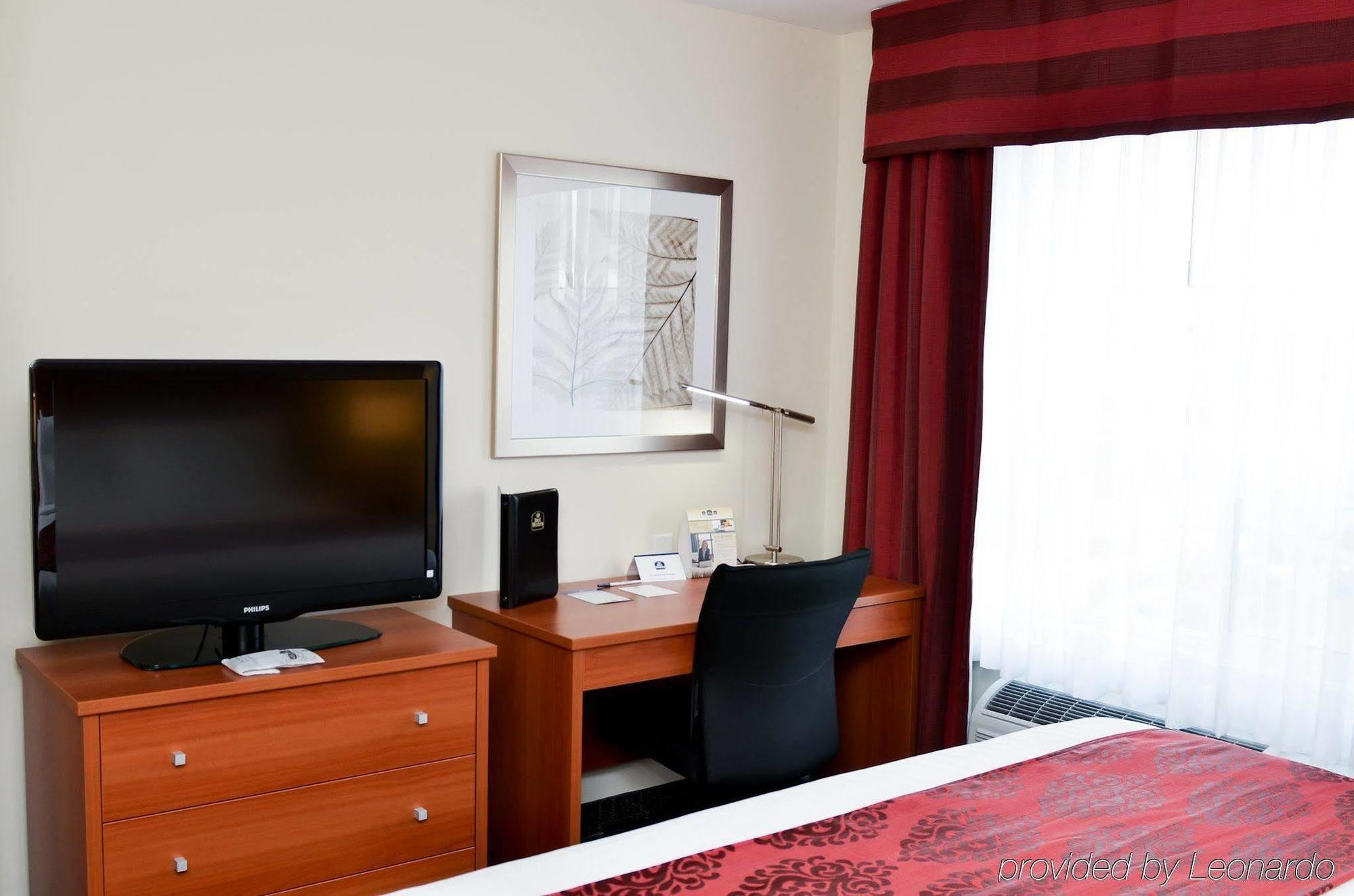Best Western Thompson Bagian luar foto